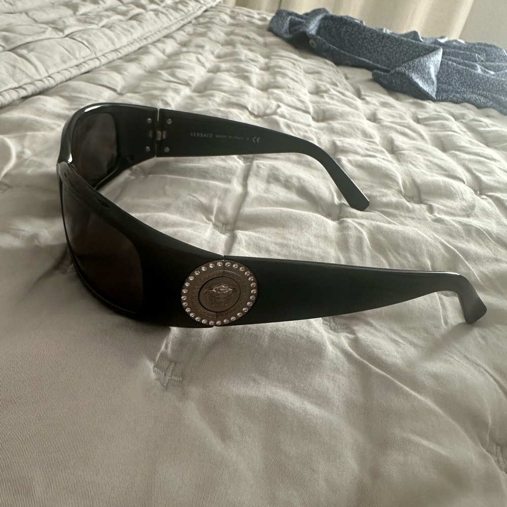 Versace 4044-B Sunglasses Black Silver Coin Medusa Swarovski Crystals